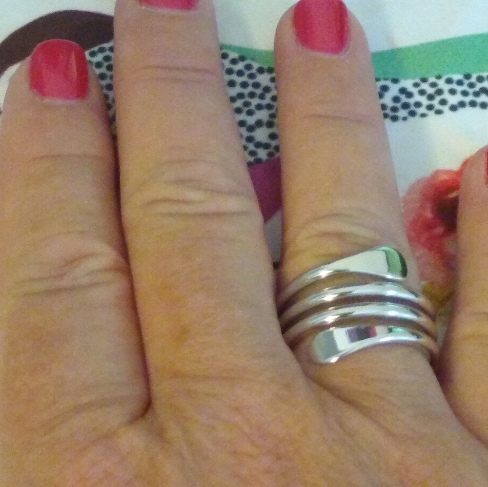 Silver wrap ring - Picture 2 of 3